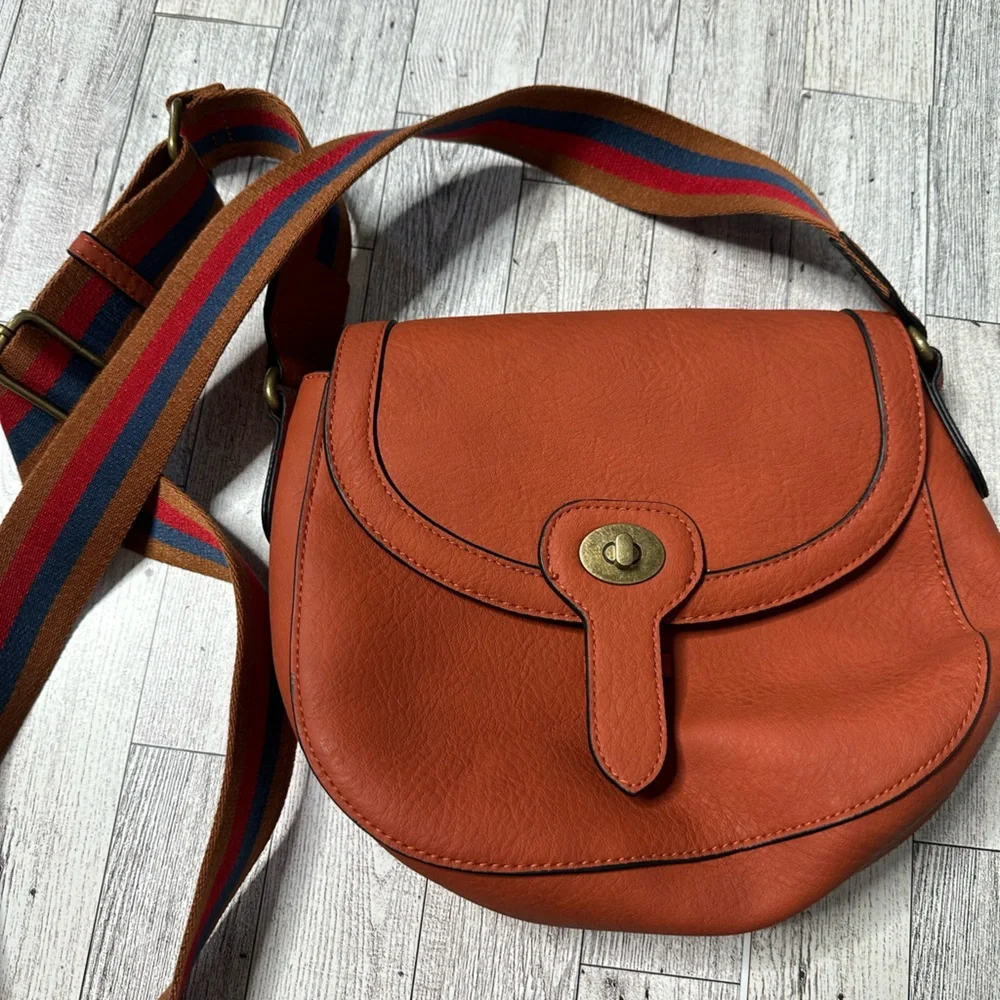 Universal thread purse - Picture 3 of 5